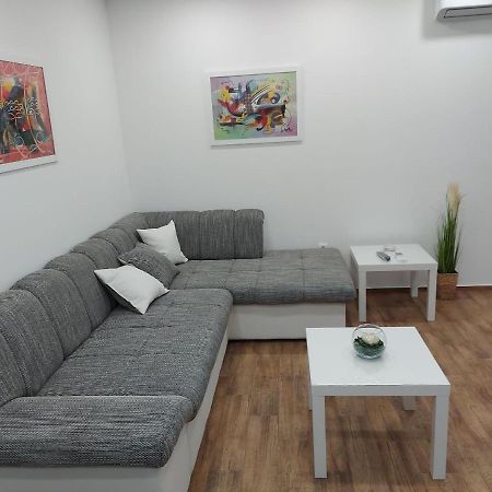 Cosy, Quiet & Brand New Apartment W/ Danube View Beograd Bagian luar foto